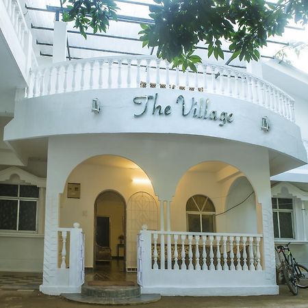 The Village Resort 帕罗林 外观 照片
